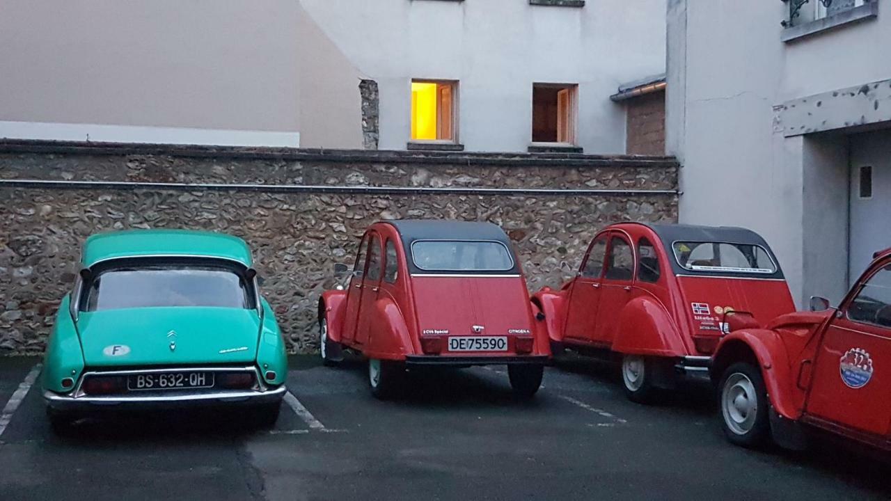 Hotel Au Lion D'Or Nogent-le-Rotrou Exteriör bild